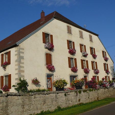 Bed and Breakfast Le P'Tit Bonheur Chilly-sur-Salins Екстер'єр фото
