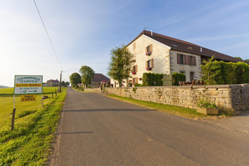 Bed and Breakfast Le P'Tit Bonheur Chilly-sur-Salins Екстер'єр фото