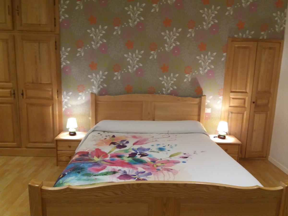 Bed and Breakfast Le P'Tit Bonheur Chilly-sur-Salins Екстер'єр фото